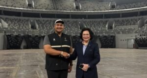 Menpora Dito dan Presiden BWF Tinjau Indonesia Arena, Bahas Peluang Tuan Rumah Sudirman Cup 2027