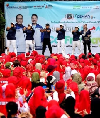 Diikuti 4.200 Peserta, Peluncuran CFD Kota Cimahi Diwarnai Senam Massal Bersama, Hiburan Rakyat, Bazar UMKM, hingga Cek Kesehatan Gratis
