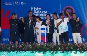 Menpora Erick Thohir Lepas Ribuan Pelari BTN Jakarta International Marathon 2026
